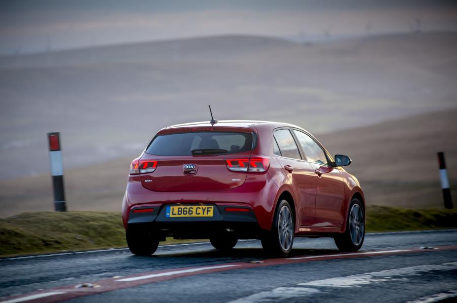  Kia Rio First Edition 2017 года  (UK) (фото 37 из 70)